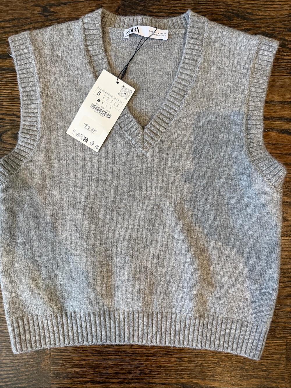 Zara V-Neck Sleeveless Knit Sweater Vest - Gray